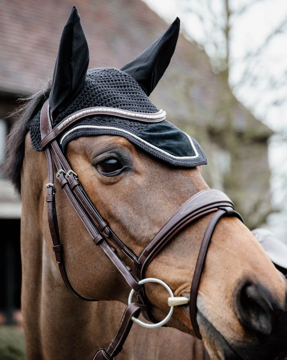 Kentucky Horsewear Kentucky Vliegenmuts Basic Velvet Black 2 Kentucky Horsewear Kentucky Vliegenmuts Basic Velvet Black - Image 2